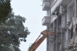 赤峰預(yù)制板房廠家電話號碼