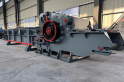 赤峰復(fù)合破碎機(jī)維修電話號碼