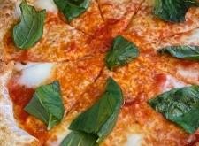 赤峰披薩哪家好吃