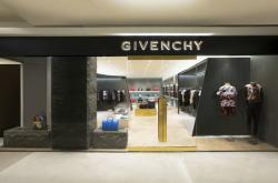 赤峰十三行精品男裝店電話(huà)號(hào)碼