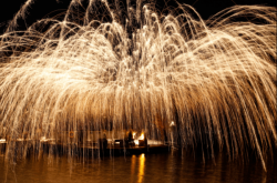 赤峰鐵梁煙花爆竹廠電話號(hào)碼