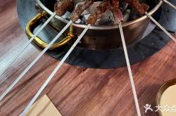 梁山烤肉赤峰店電話號(hào)碼多少