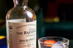 赤峰樂(lè)巢酒吧商廈店電話號(hào)碼