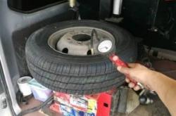 赤峰電瓶車(chē)上門(mén)補(bǔ)胎電話