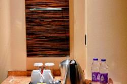 赤峰市新昆侖酒店電話號(hào)碼