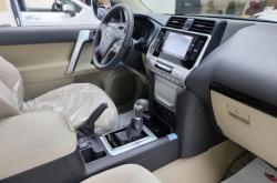 赤峰霸道內(nèi)飾改裝廠電話號(hào)碼