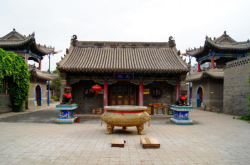 排骨蒸餃赤峰店電話地址是多少