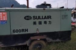 赤峰泰業(yè)鉆機(jī)租賃電話號碼