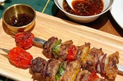 赤峰香滋蒙餐電話地址查詢