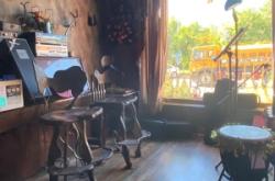 赤峰隱秘?zé)倦娫挼刂凡樵兲?hào)碼