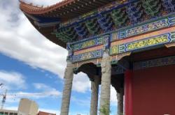 赤峰老寶峰商廈地址電話號(hào)碼