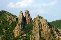 赤峰玉龍賓館訂房電話號碼查詢