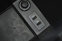 赤峰哪有修小車的電話號(hào)碼啊