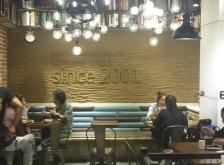 赤峰華聯(lián)三樓電話地址查詢