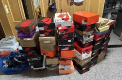 赤峰修補(bǔ)鞋子店電話號(hào)碼