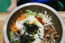 赤峰步行街美食推薦電話是多少