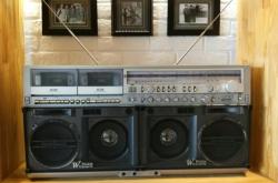 赤峰修收音機電話地址查詢