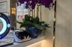 赤峰梵慕護(hù)膚造型店電話號(hào)碼