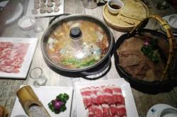 赤峰摩爾城河邊抓魚電話地址