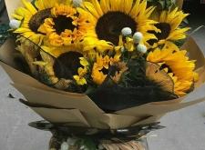 赤峰鮮花花架廠家電話號(hào)碼