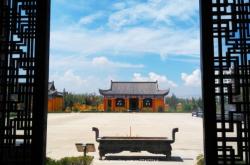 赤峰寶峰禪寺咨詢(xún)電話是多少