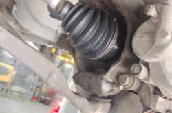 赤峰修車換底盤(pán)膠套電話號(hào)碼