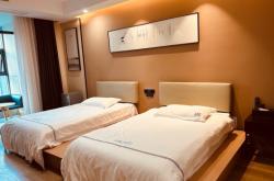 赤峰海神電競酒店電話地址查詢