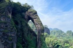 開(kāi)封到赤峰旅游團(tuán)電話號(hào)碼