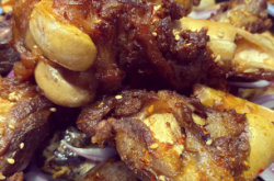 赤峰摩爾美食推薦電話是多少號