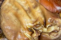 赤峰豬頭肉店電話號(hào)碼多少