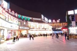 赤峰紅山區(qū)夜色美食店電話號碼