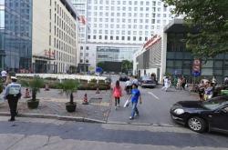 赤峰市天山名醫(yī)醫(yī)院電話號(hào)碼