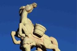 赤峰現(xiàn)代人雕塑廠電話號碼