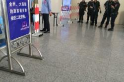 赤峰南站站內(nèi)餐飲店電話號(hào)碼