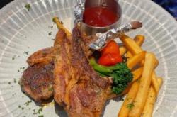 赤峰羊排包飯電話多少啊