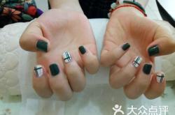 赤峰指愛(ài)美甲美睫店電話號(hào)碼