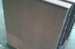 赤峰裝載機(jī)水箱批發(fā)電話號(hào)碼