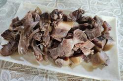 赤峰火車(chē)站狗肉館電話地址查詢