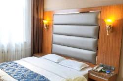 赤峰嘉宏賓館出租電話多少號