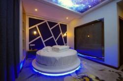 赤峰藝美時尚酒店電話多少號