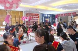 赤峰萬(wàn)悅迪迪超市電話(huà)號(hào)碼