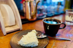 赤峰佛系咖啡廳電話地址查詢(xún)