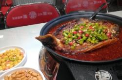 赤峰市好吃飯店電話地址查詢