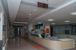 赤峰學(xué)院旁邊門診電話號碼是多少