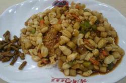 赤峰鐵南社區(qū)食堂電話多少號