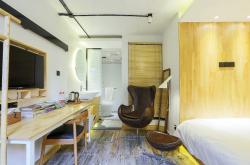 赤峰艾美民宿電話多少號(hào)