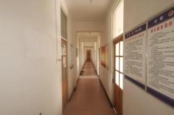 赤峰經(jīng)棚鎮(zhèn)飯店電話多少號(hào)