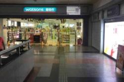 赤峰熱風(fēng)門店電話多少啊