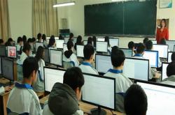 赤峰軍事化學(xué)校地址電話號(hào)碼