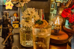 赤峰蒙迪酒吧電話多少號(hào)碼